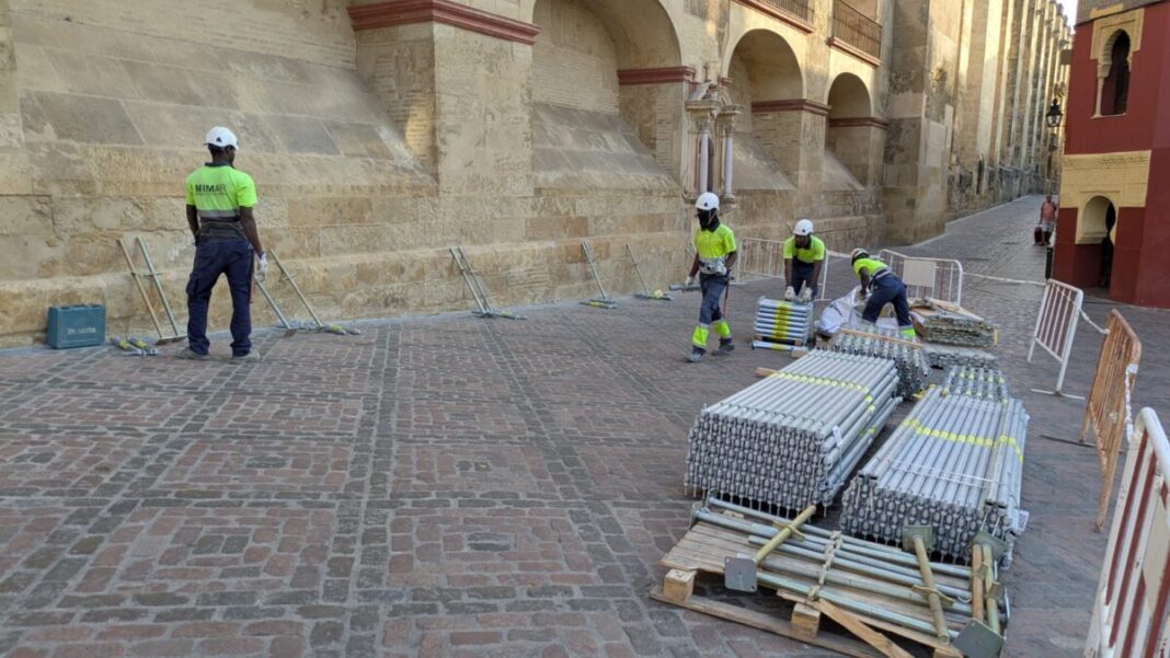 El Cabildo de Córdoba restaura la fachada sur de la Mezquita-Catedral por cerca de 30.000 euros