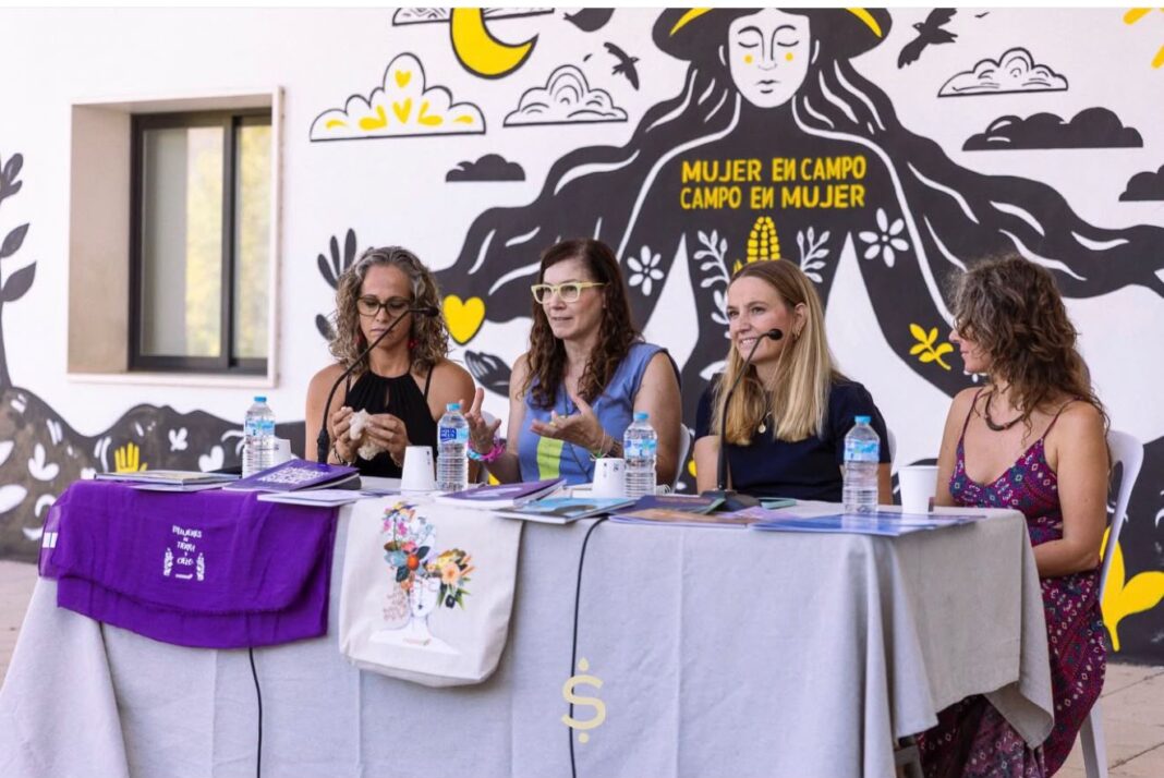 FADEMUR reivindica en Carcabuey el papel de las mujeres rurales en la recuperación de oficios