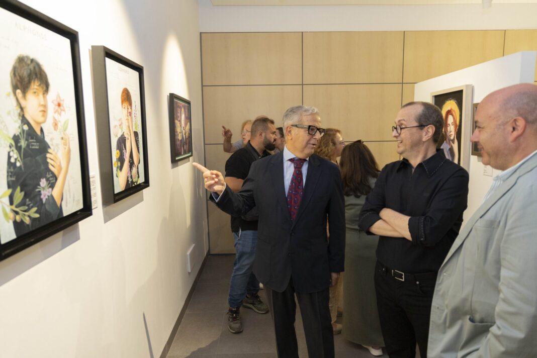 El Centro Botí de Córdoba abre la exposición ‘Violeta’ con 18 retratos hasta el 1 de noviembre