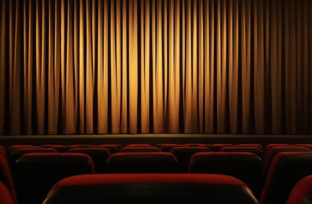Movistar Plus estrena en noviembre 'Cumbres borrascosas' y 'El beso de la mujer araña'